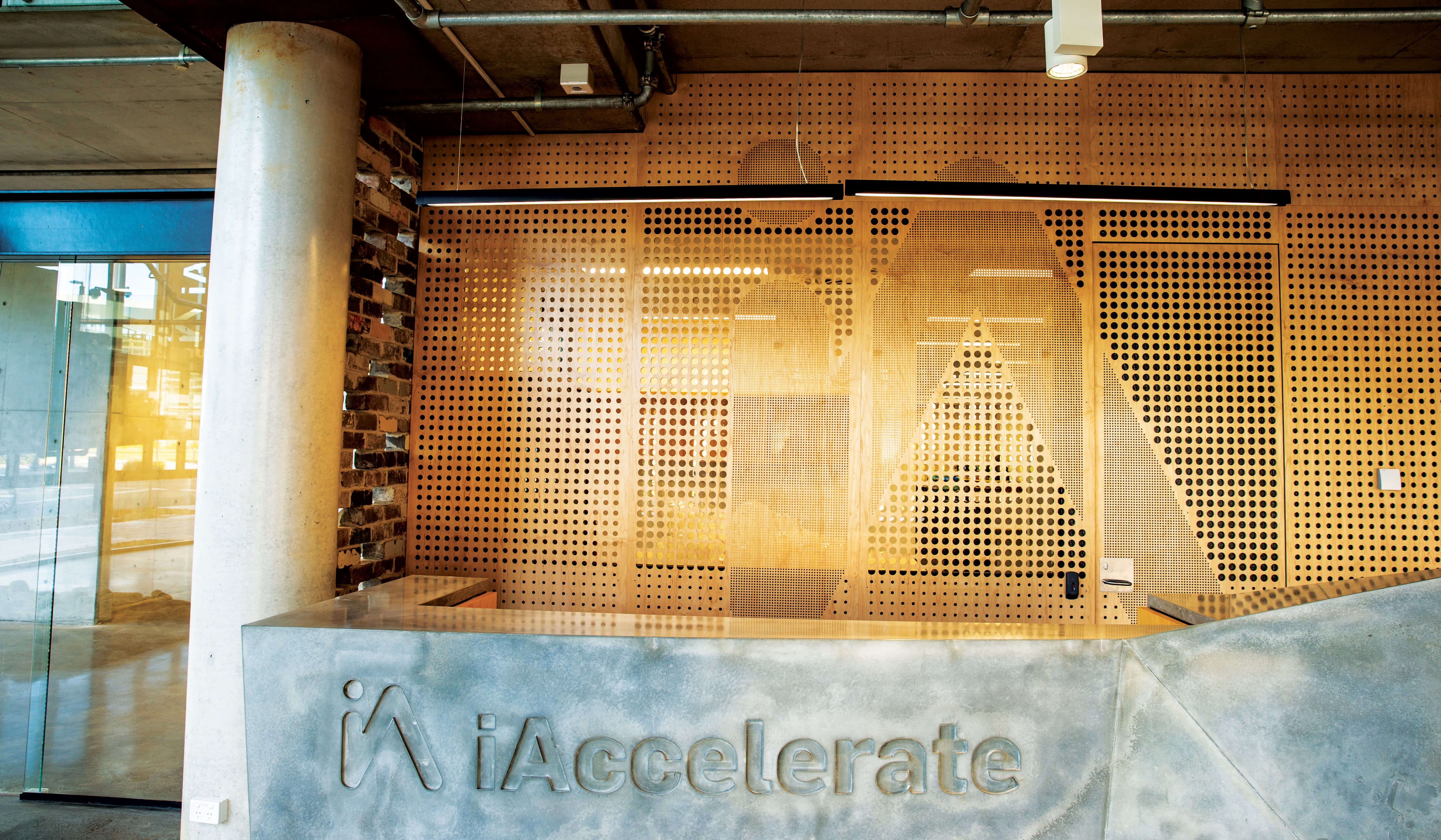 700 square metres of BlueScope REDCOR® weathering steel was used on the University of Wollongong’s iAccelerate business incubation facility 