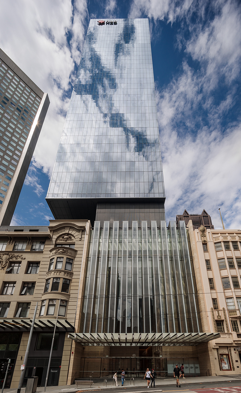 405 Bourke Street uses BlueScope welded beams and columns made from XLERPLATE® steel; XLERPLATE® steel plate; DECKFORM® steel decking