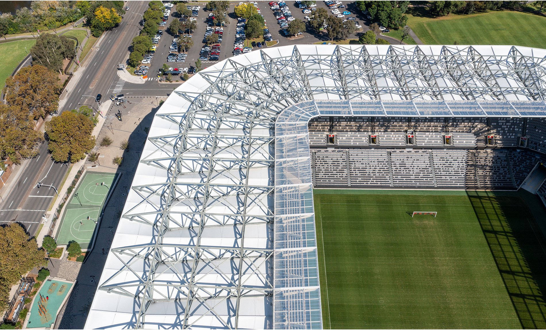 Western Sydney Stadium, Parramatta uses approximately 17,500 structural welded beams made from XLERPLATE® steel