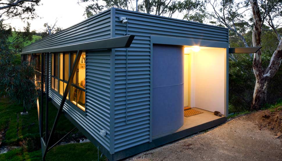 Bridge House has roofing, cladding flashing, cappings and gutters made from COLORBOND® steel in the colour Windspray® and flooring made from LYSAGHT BONDEK® profile under concrete slab.