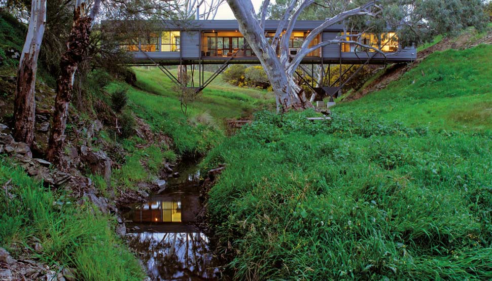 Bridge House has roofing, cladding flashing, cappings and gutters made from COLORBOND® steel in the colour Windspray® and flooring made from LYSAGHT BONDEK® profile under concrete slab.