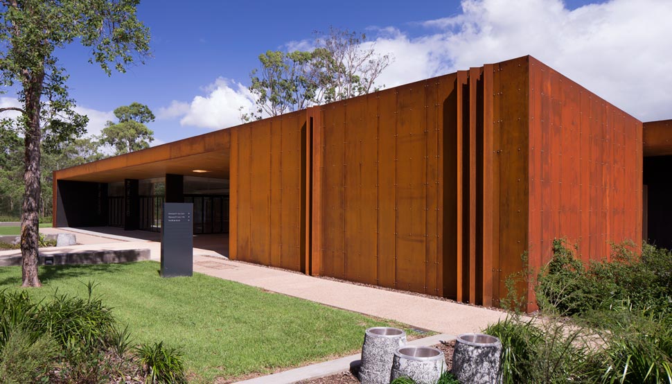 Cladding made from REDCOR® weathering steel was used on the Fitzgibbon Community Centre in Queensland