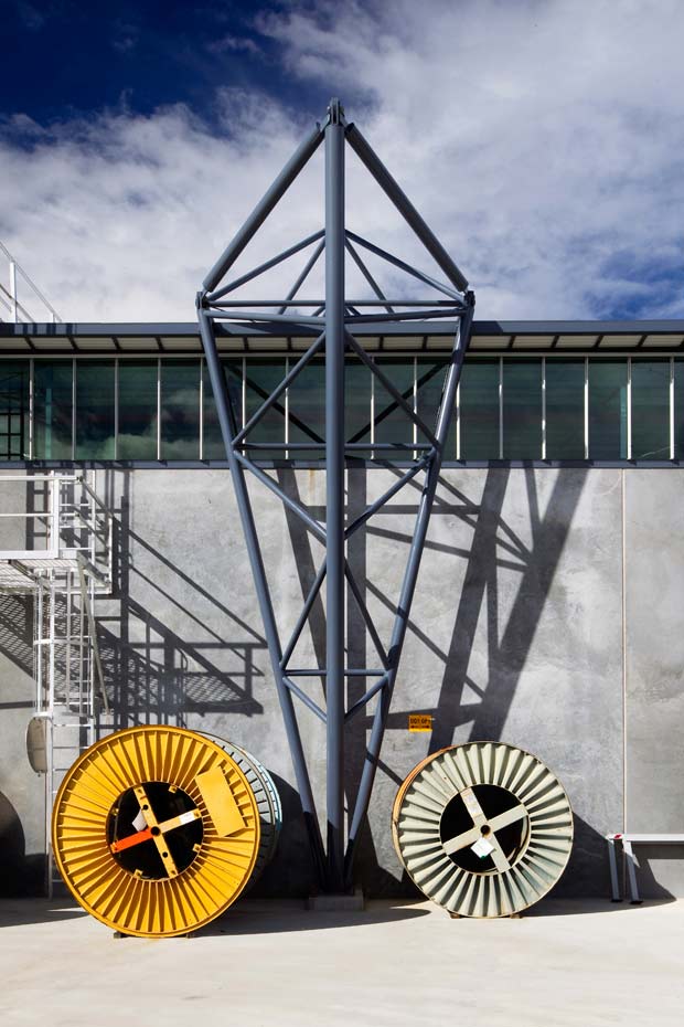 Transend Primary Store at Bridgewater near Hobart, roofing made from  Fielders HiKlip® 630 made from COLORBOND® steel in the colour Shale Grey™