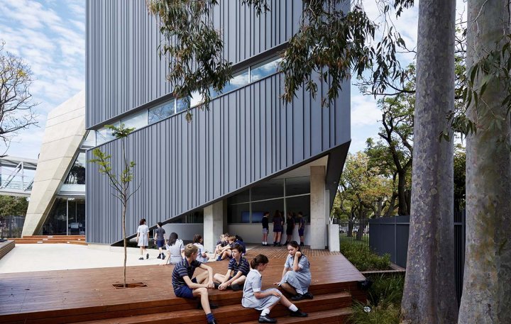 Pembroke Middle school_architectural cladding made from Colorbond steel