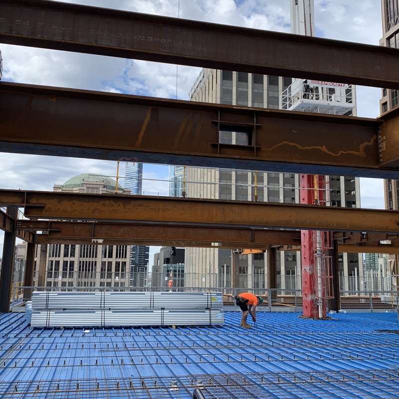 405 Bourke Street uses BlueScope welded beams and columns made from XLERPLATE® steel; XLERPLATE® steel plate; DECKFORM® steel decking