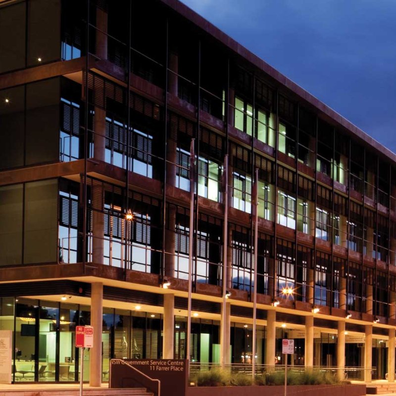 Queanbeyan Government Services Centre. Cladding, including the customised sunscreen louvres on the street facade is made from REDCOR® weathering steel grade HW350A.