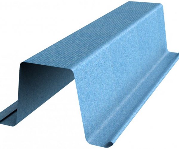 Top hat battens made from TRUECORE® steel